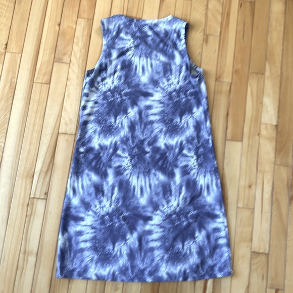 Gaiam tie-dye style blue and white dress, Size M - Picture 6 of 9